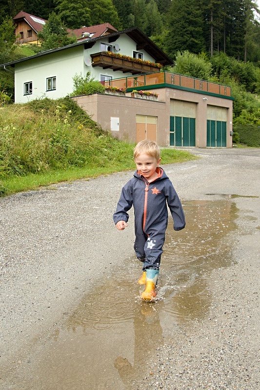 okol hotelu Alpenhof